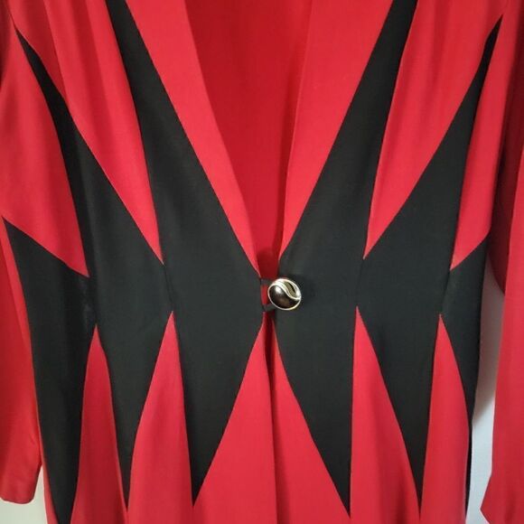 Vintage Emblem Red & Black Snazzy Jacket - Picture 7 of 10